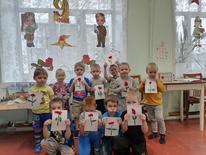 «Красная гвоздика». «Красная гвоздика». .